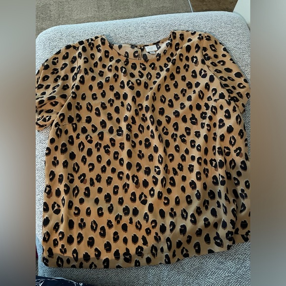 Cheetah top - Picture 2 of 2